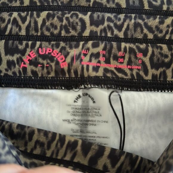 The Upside Women’s Cropped Leopard Leggings - Picture 5 of 6